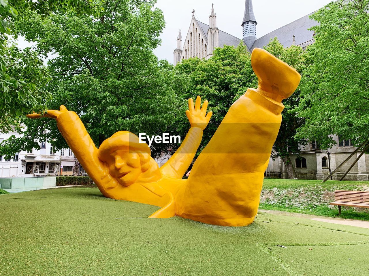 SCULPTURE OF YELLOW STATUE