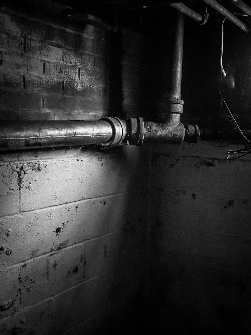Pipelines in abandoned room