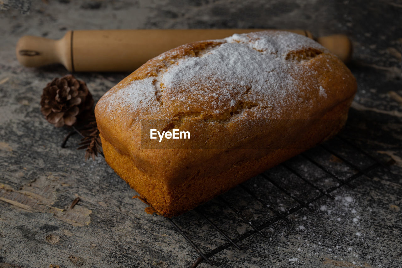 Delicious vegan pumpkin loaf without egg and milk