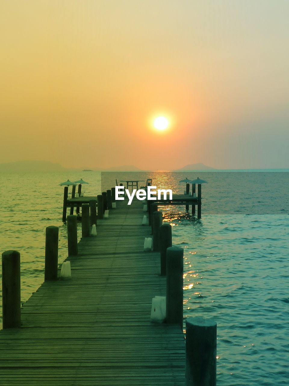 WOODEN PIER ON SEA