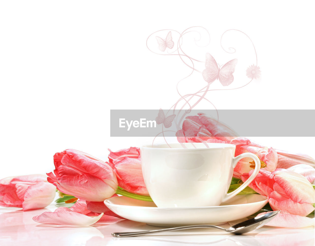 food and drink, pink, flower, drink, cup, food, saucer, flowering plant, plant, mug, coffee cup, crockery, refreshment, petal, freshness, nature, tea cup, white background, indoors, no people, rose, tea, studio shot, hot drink, copy space, heart, beauty in nature, ceramic, sweet food, still life, porcelain, white