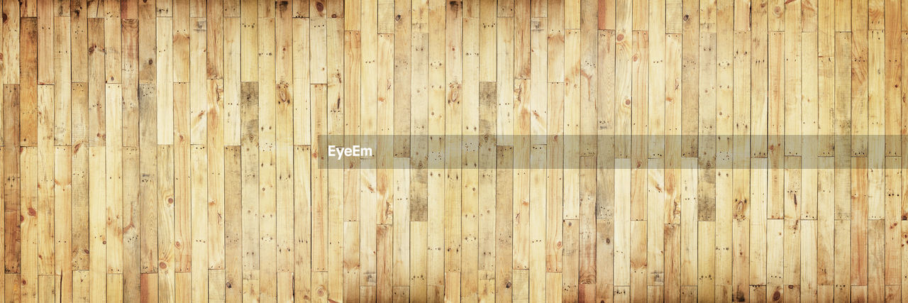 FULL FRAME OF WOODEN FLOOR