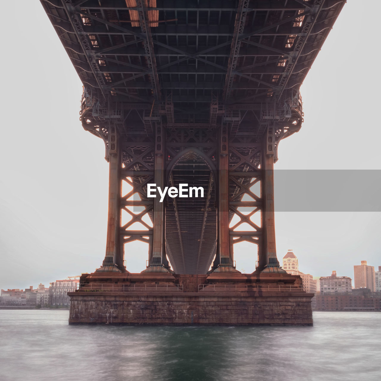 Low angle view of manhattan bridge