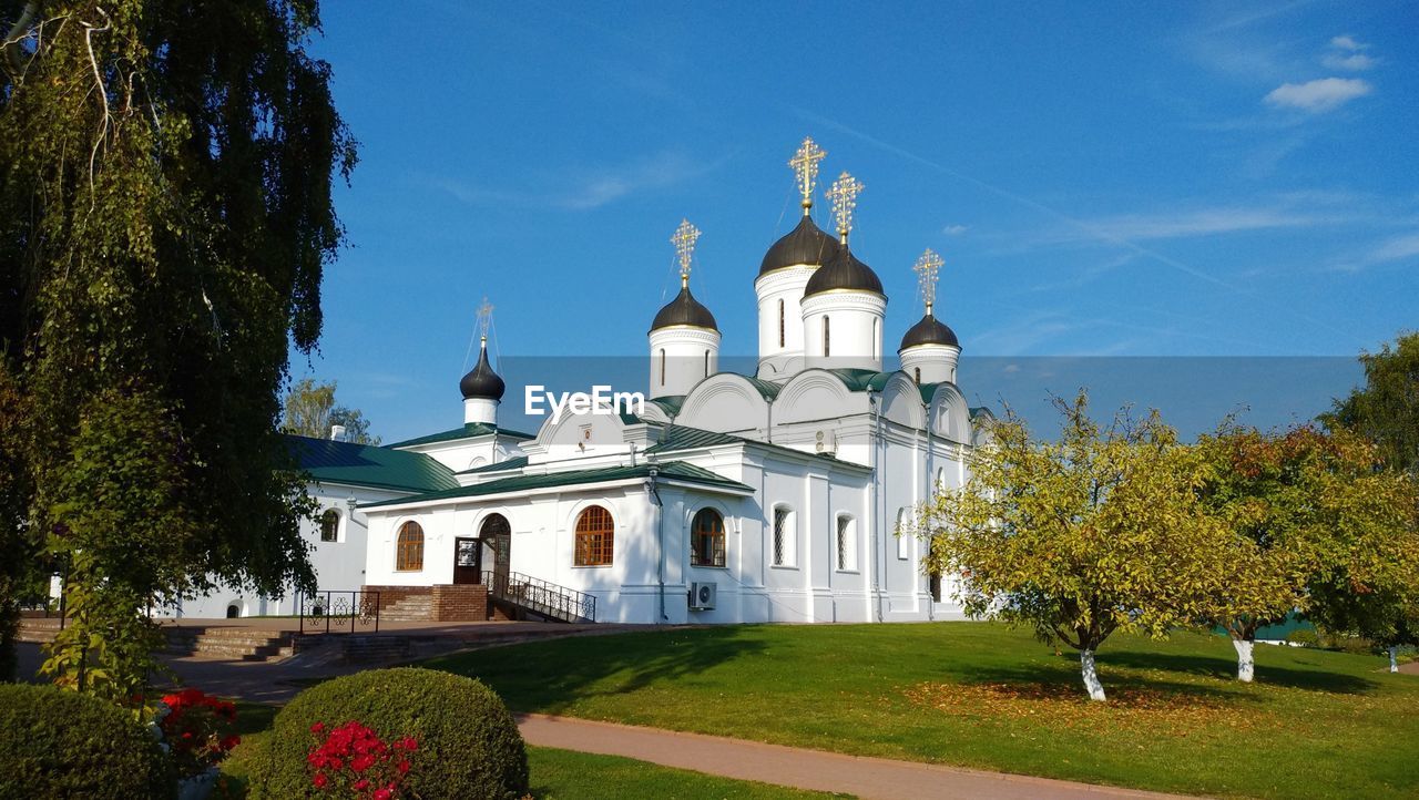 VIEW OF TEMPLE BUILDING