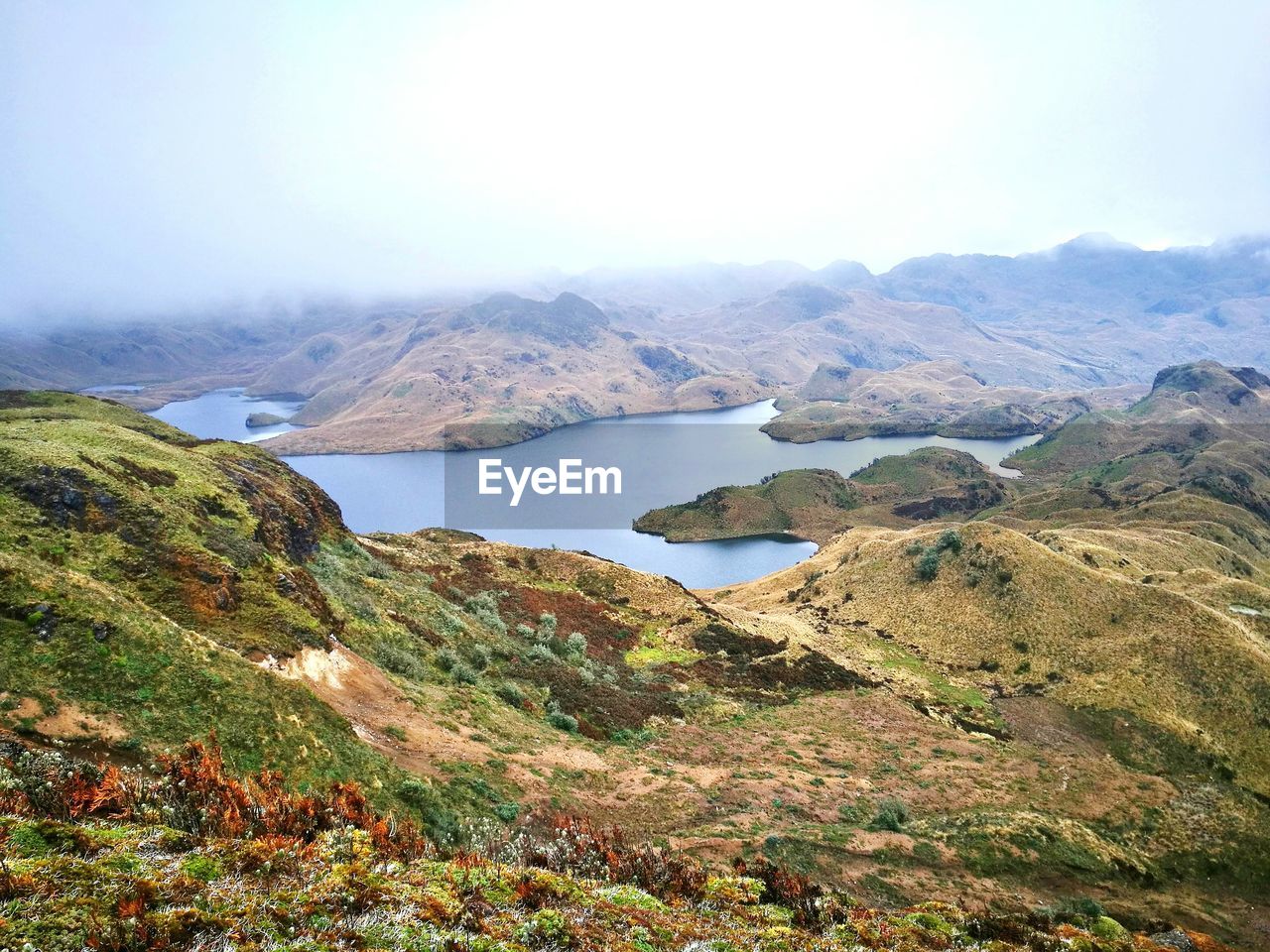 SCENIC VIEW OF MOUNTAIN AGAINST SKY