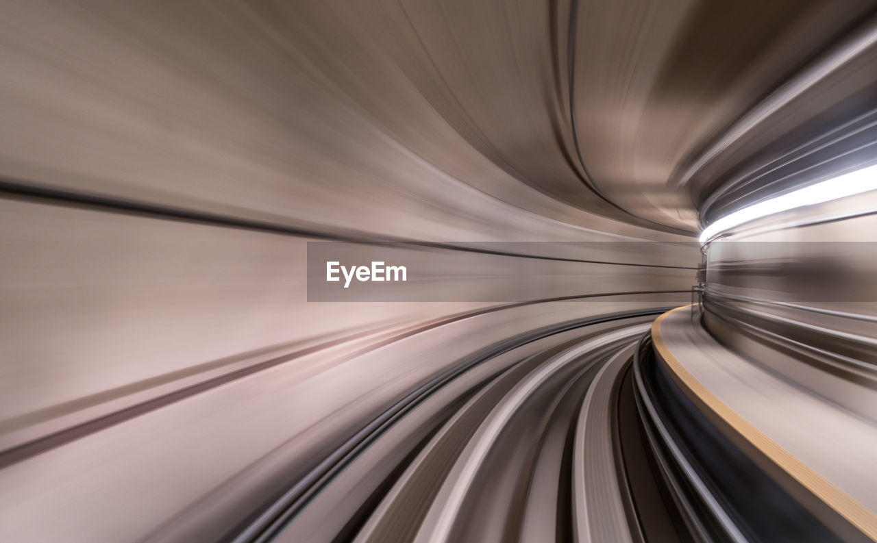 Speeding inside metro tunnel