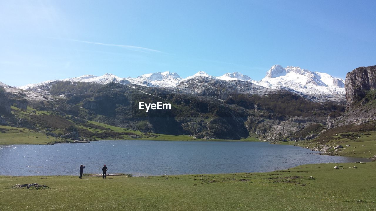 VIEW OF SNOWCAPPED MOUNTAINS