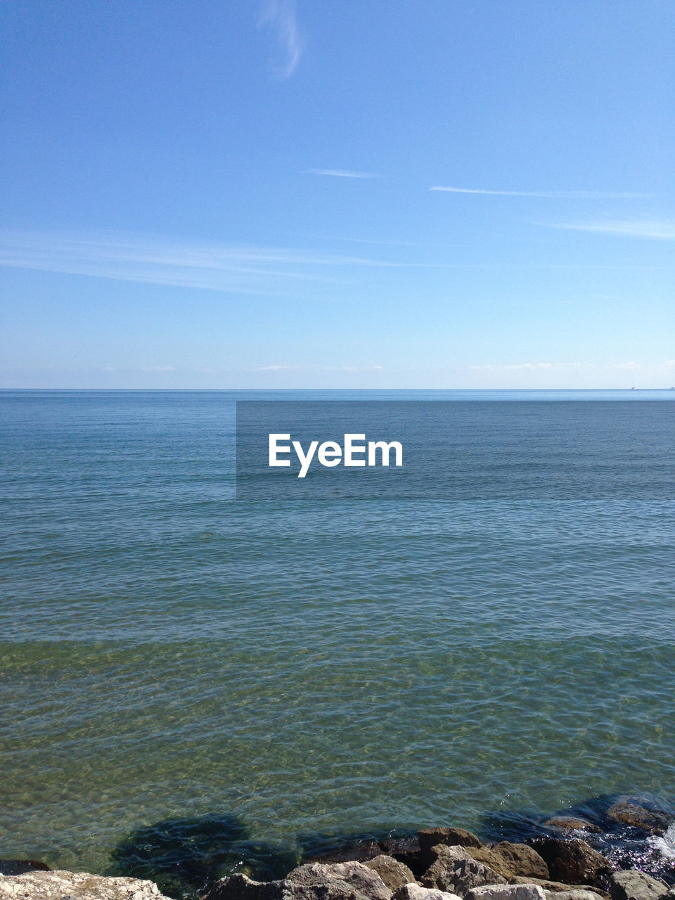 SCENIC VIEW OF BLUE SEA AGAINST SKY