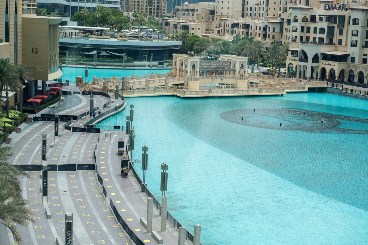 HIGH ANGLE VIEW OF SWIMMING POOL AT CANAL