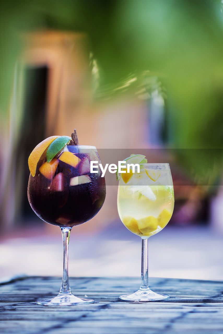 CLOSE-UP OF DRINK ON TABLE