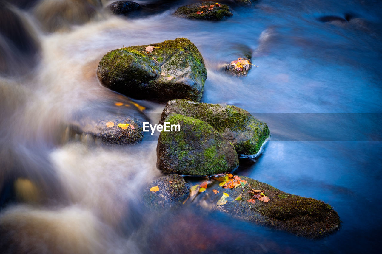 ROCKS IN SEA