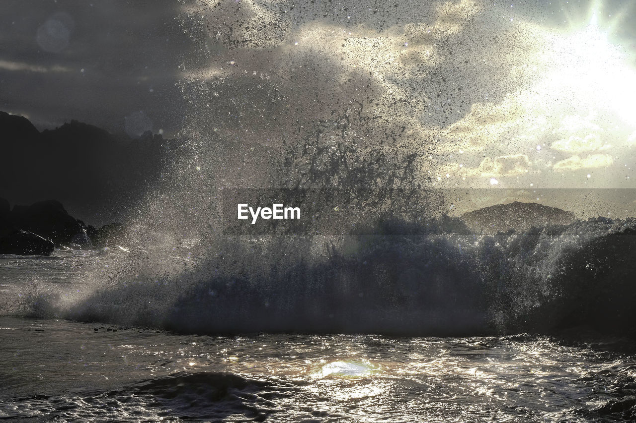 VIEW OF SEA AGAINST SKY
