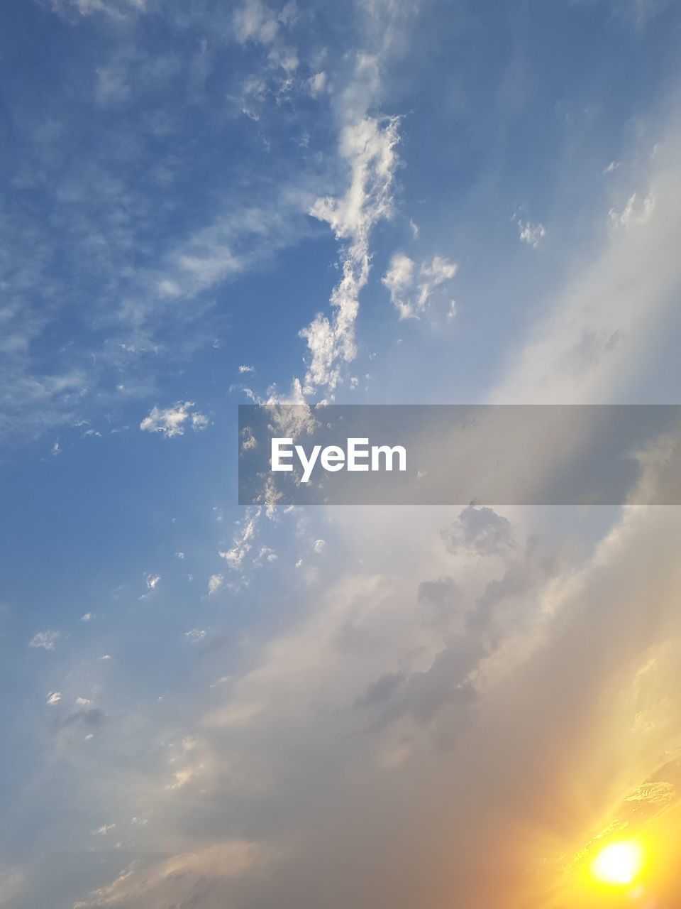 LOW ANGLE VIEW OF SKY