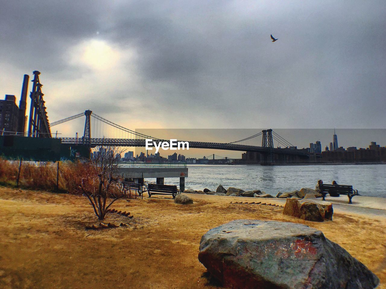 VIEW OF SUSPENSION BRIDGE IN SEA