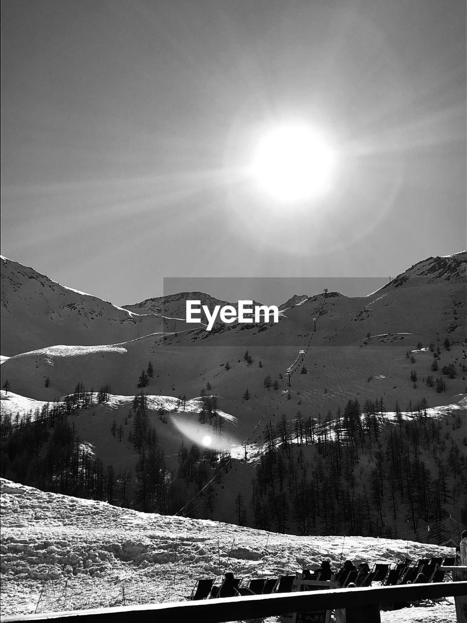 SCENIC VIEW OF SNOWCAPPED MOUNTAIN AGAINST SKY