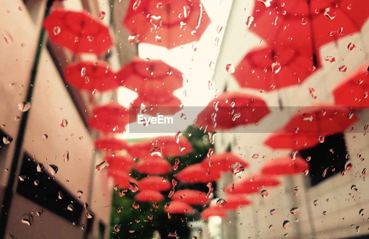 WATER DROPS ON WINDOW