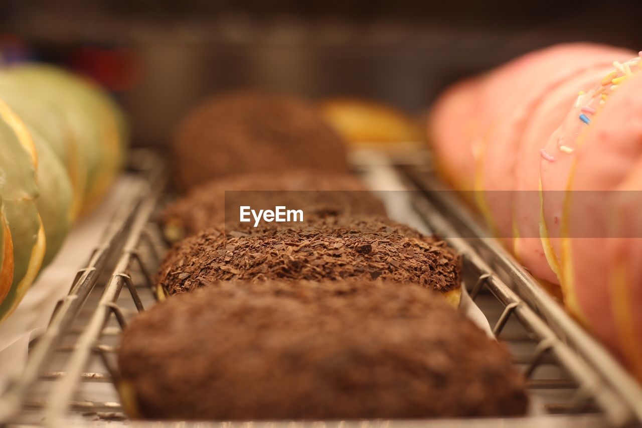 CLOSE-UP OF BREAD IN CONTAINER