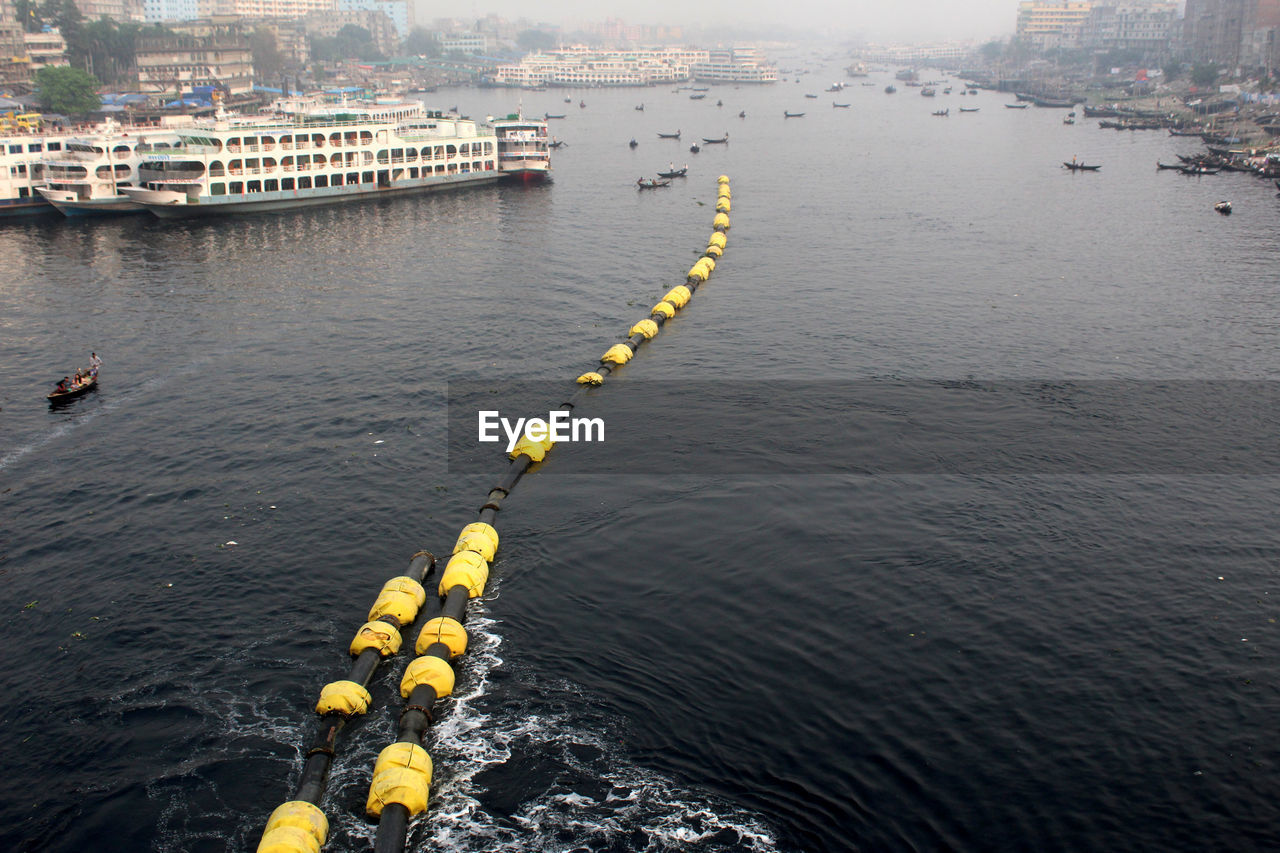 HIGH ANGLE VIEW OF YELLOW AND SEA