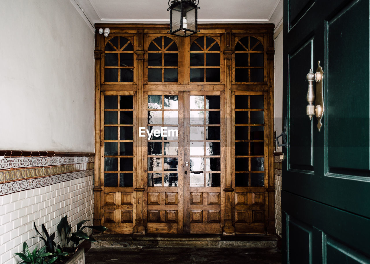 OLD BUILDING WITH CLOSED DOOR