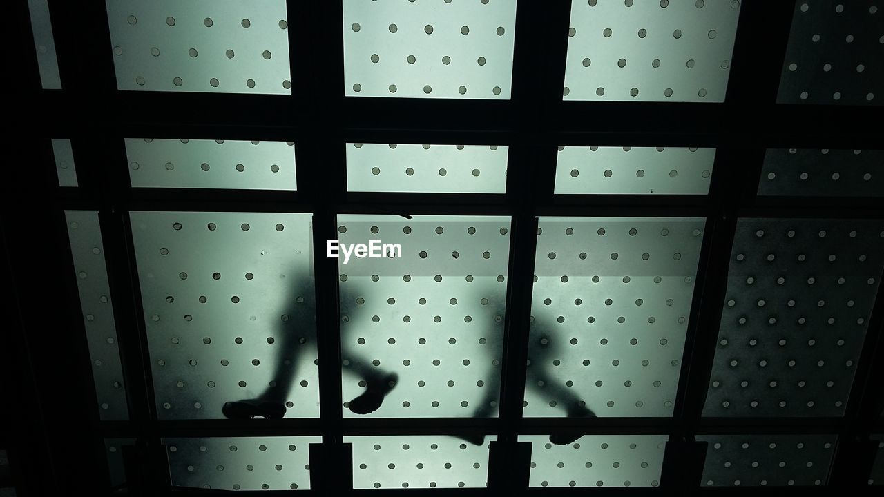 FULL FRAME SHOT OF PATTERNED WALL