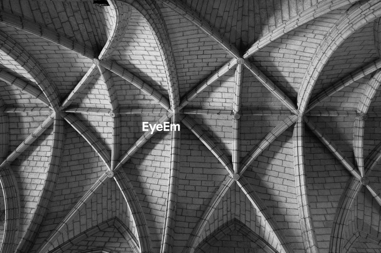 Full frame shot of ceiling of saint domingues cathédral. dominicain républic. oldest church america 