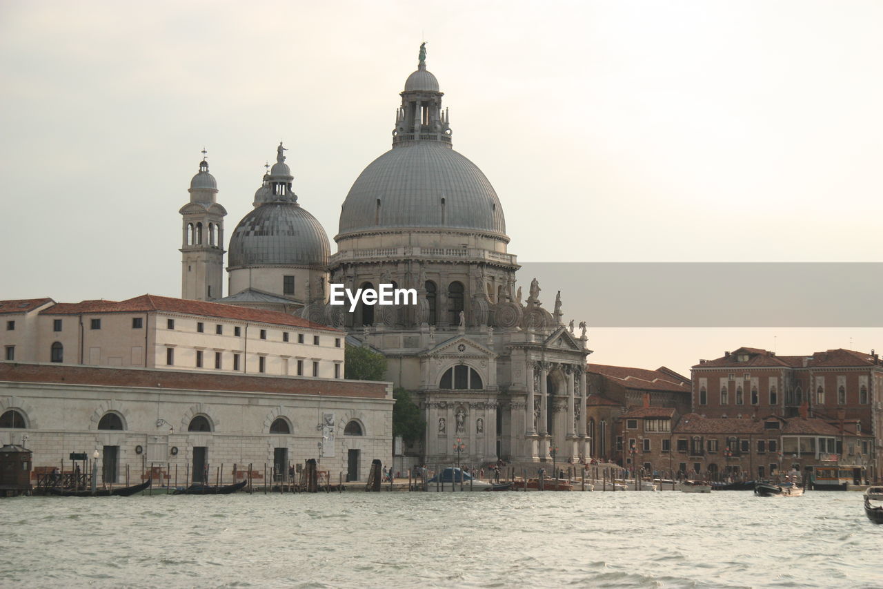 Santa maria della salute in city against sky