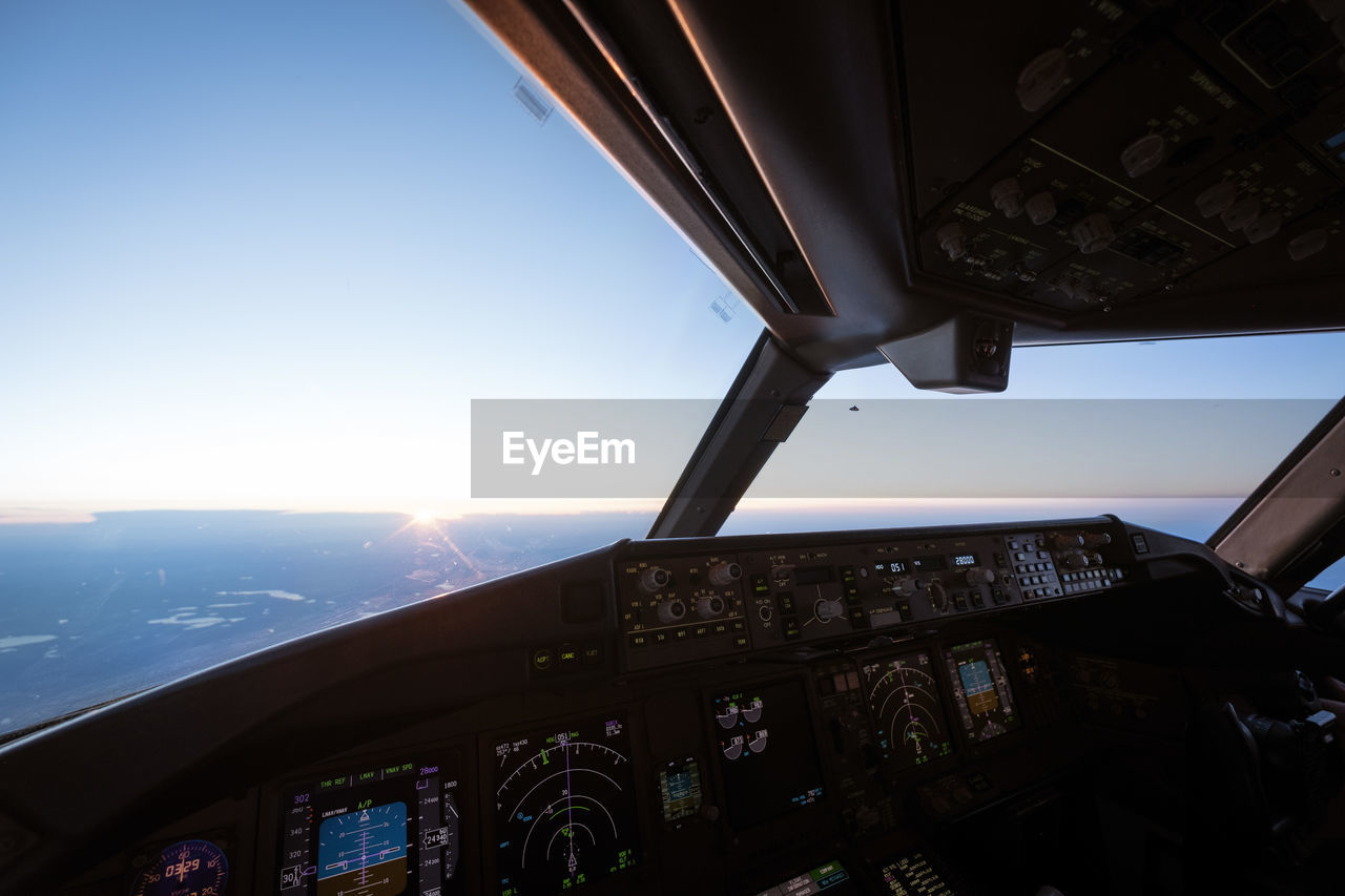 VIEW OF AIRPLANE WINDOW