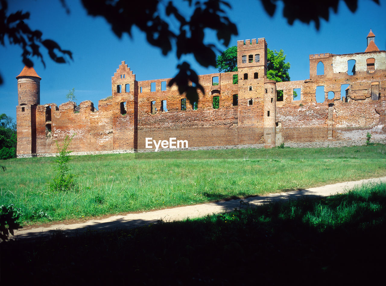 View of fort against the sky