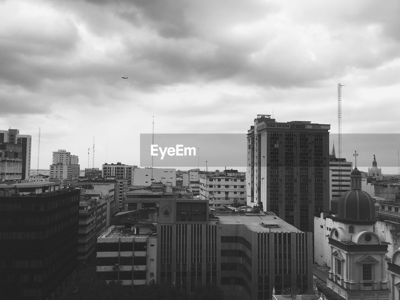 BUILDINGS AGAINST SKY IN CITY