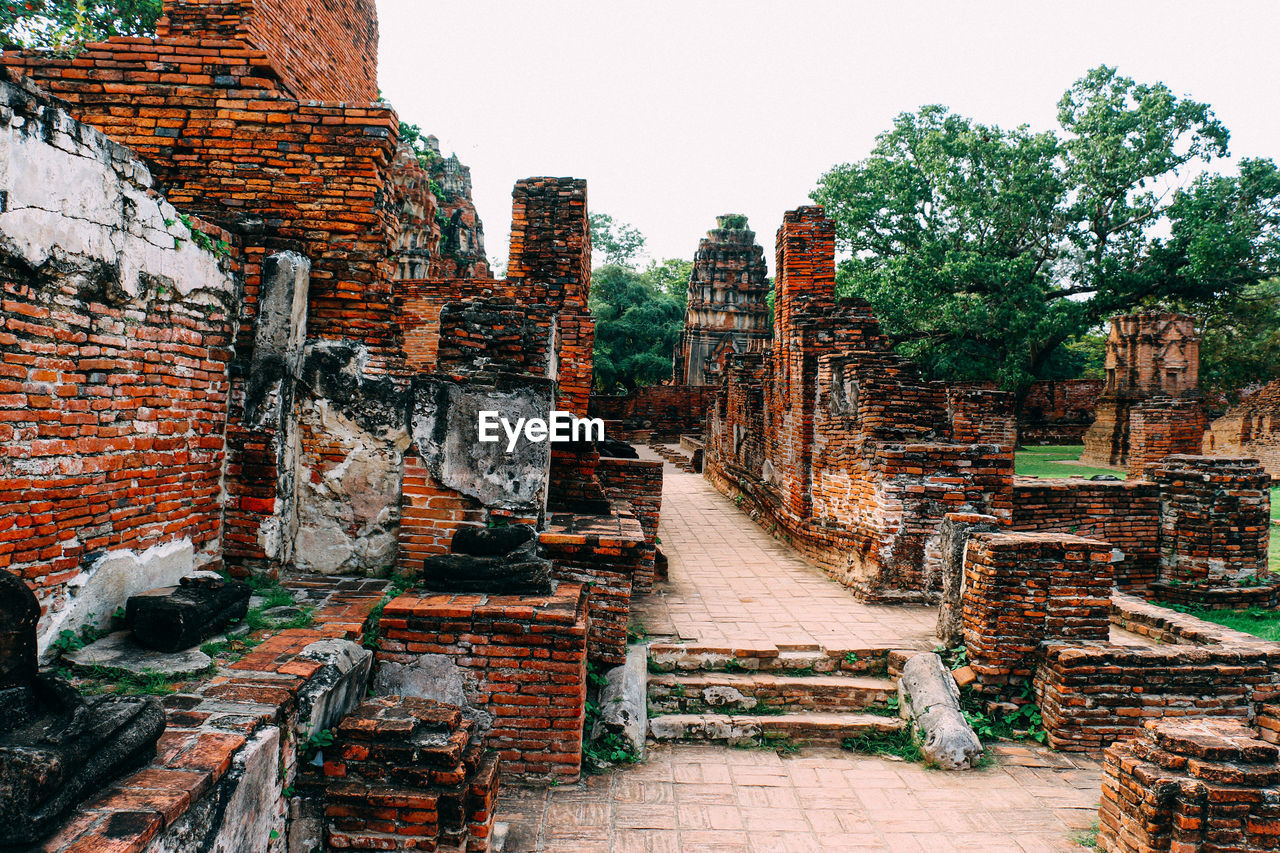 PANORAMIC VIEW OF OLD BUILDING