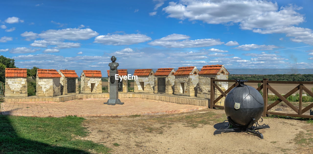 Monument to baron munchausen near the tighina fortress in bender, transnistria or moldova