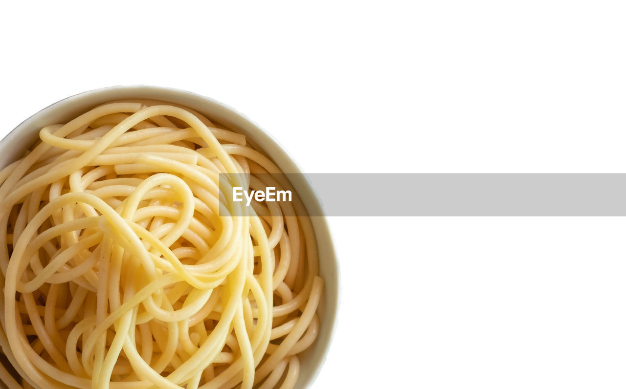 HIGH ANGLE VIEW OF NOODLES