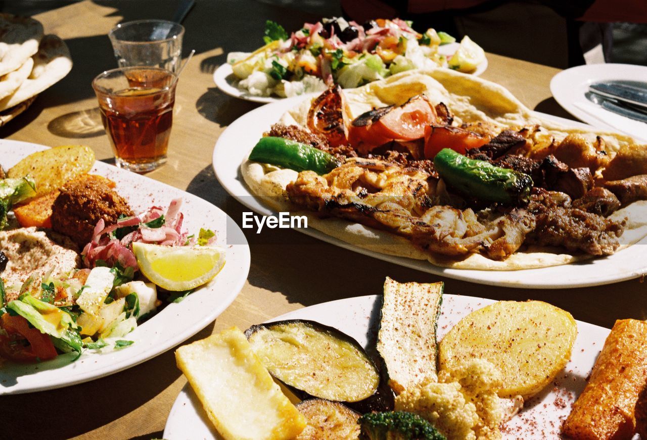 HIGH ANGLE VIEW OF MEAL SERVED IN PLATE