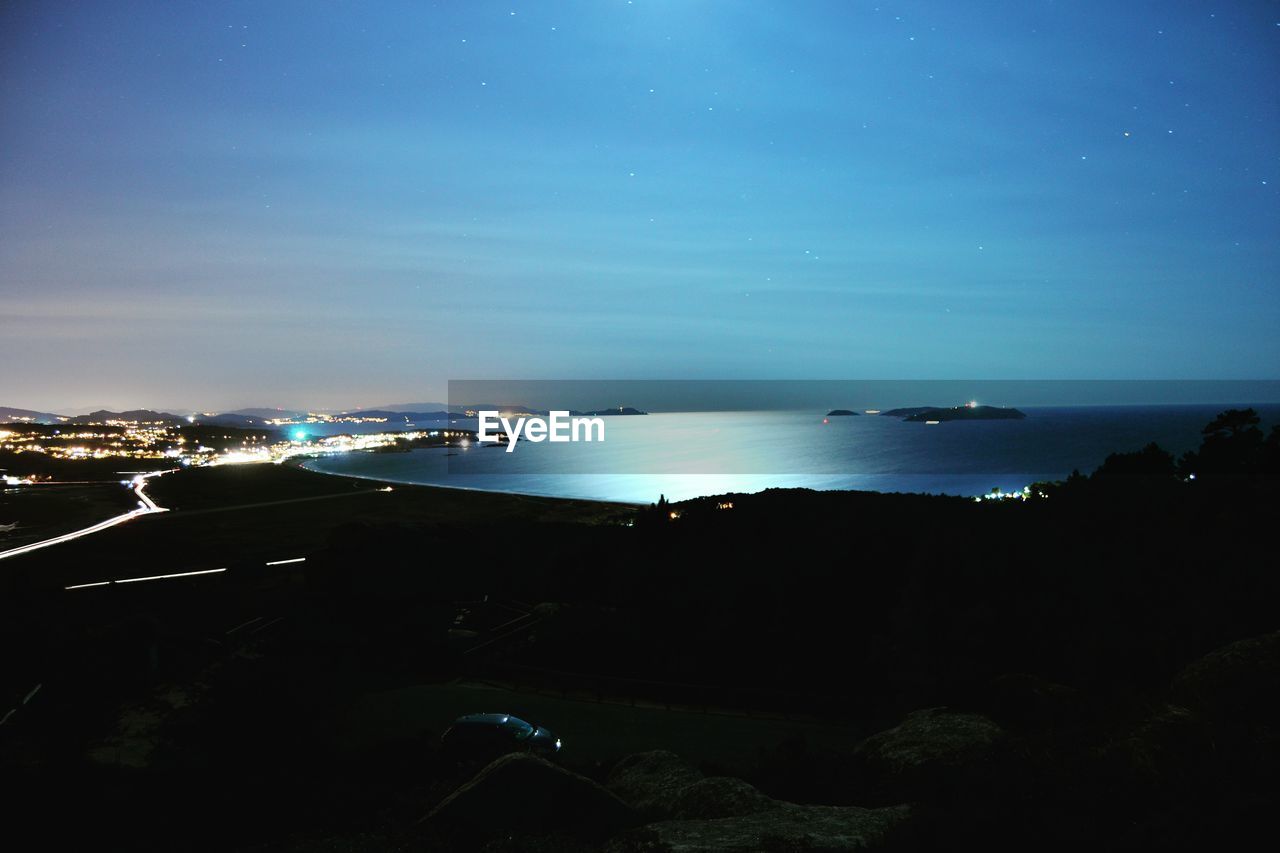 SCENIC VIEW OF SEA AT NIGHT