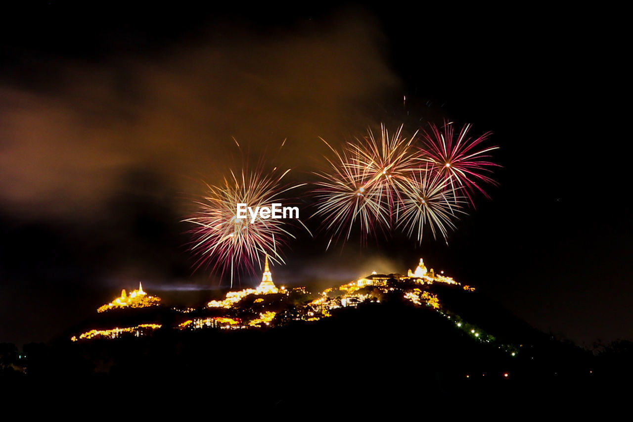 FIREWORK DISPLAY AT NIGHT