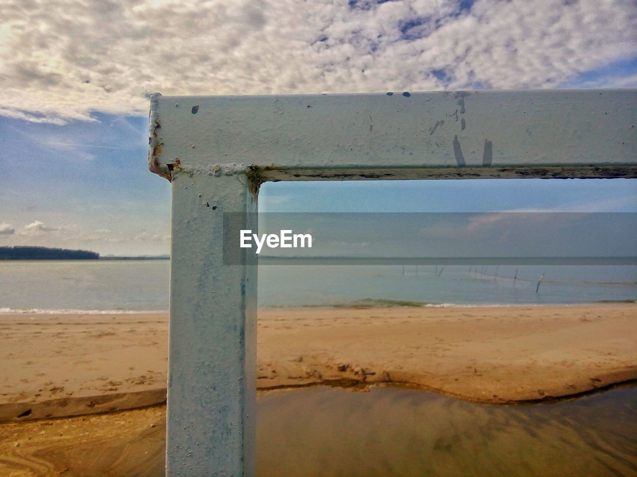 SCENIC VIEW OF SEA AGAINST SKY SEEN THROUGH GLASS