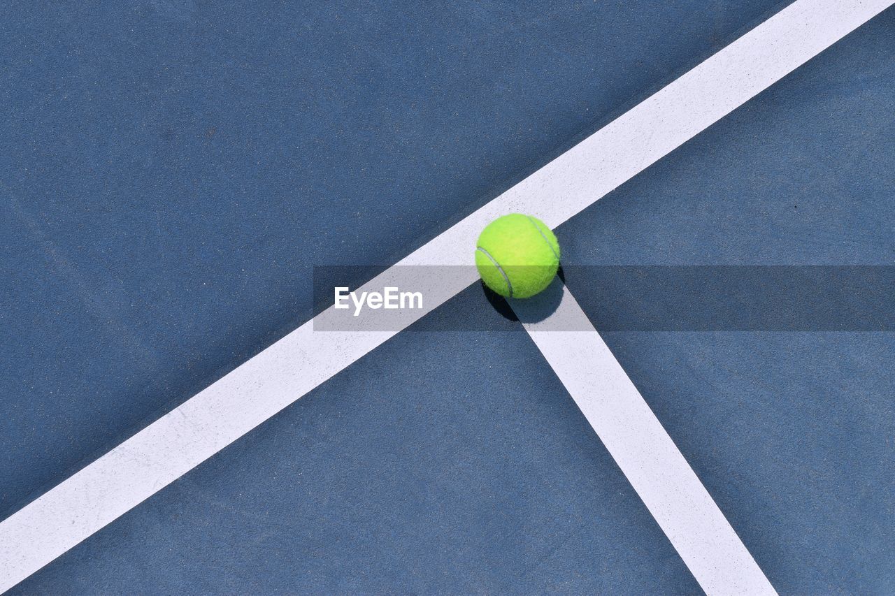 High angle view of tennis ball on court