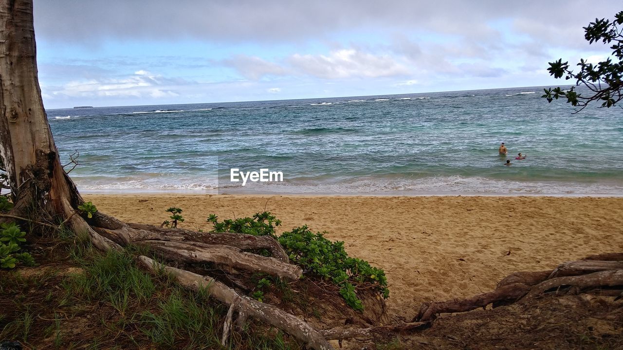 VIEW OF SEA AGAINST SKY