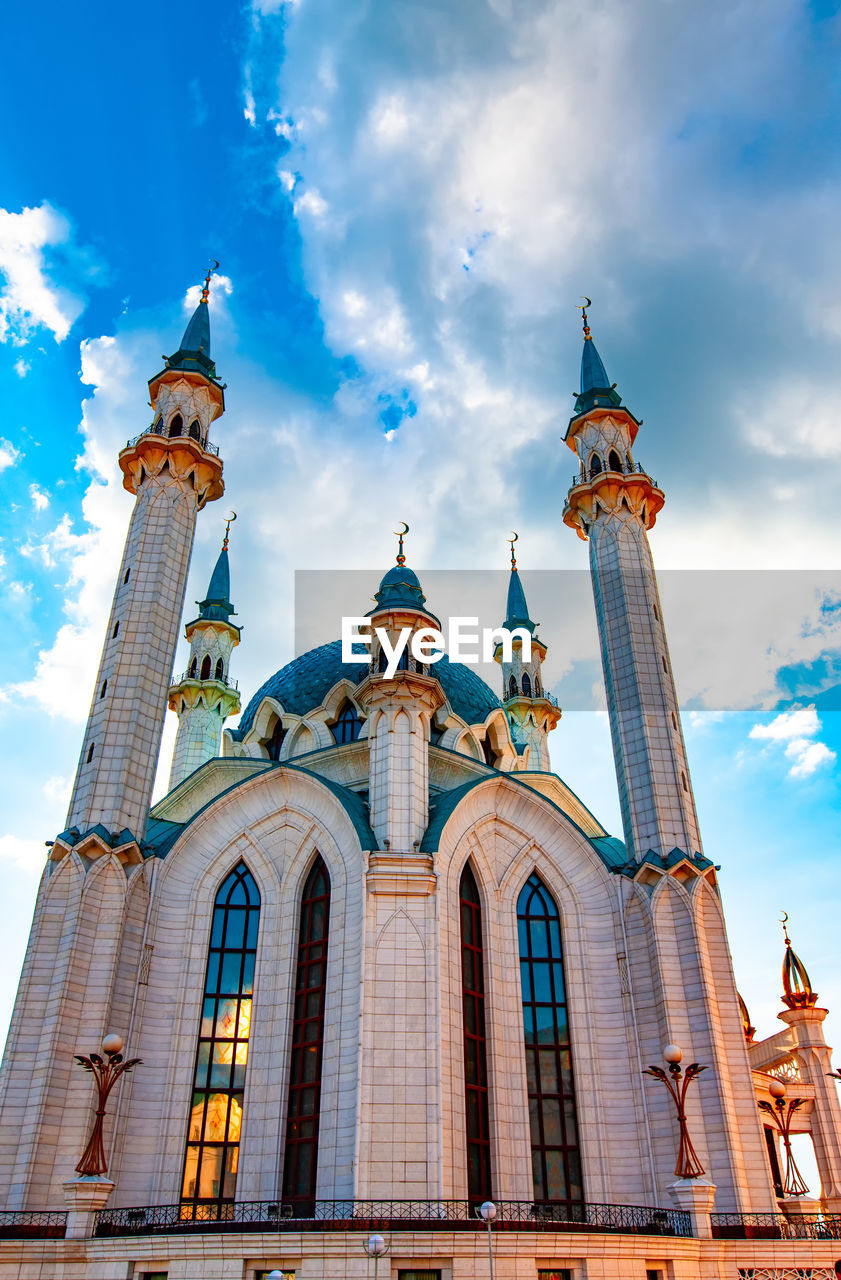 The kol sharif mosque located in kazan kremlin, kazan, the republic of tatarstan in russia. 