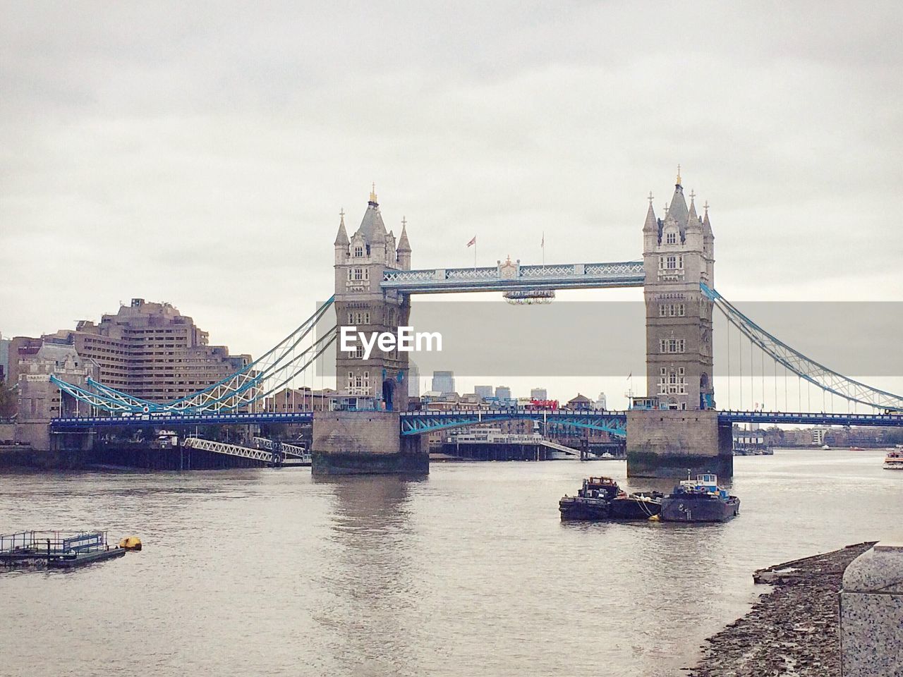 VIEW OF BRIDGE IN CITY