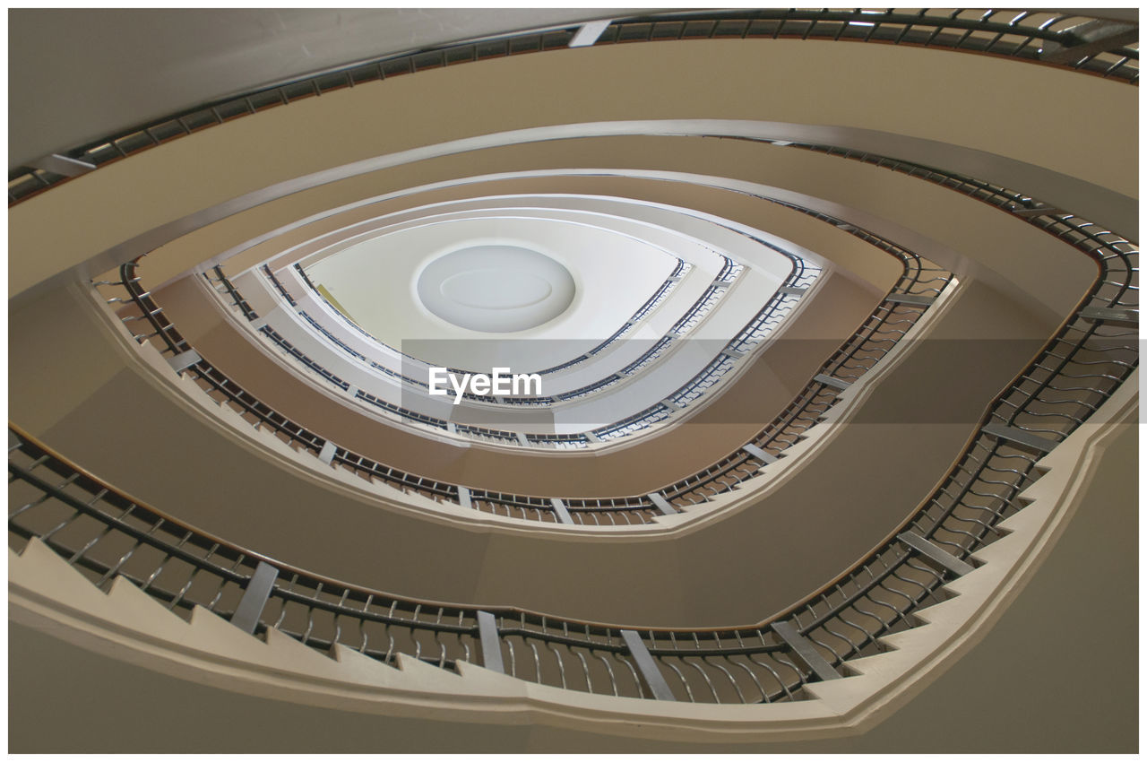 LOW ANGLE VIEW OF SPIRAL STAIRCASE