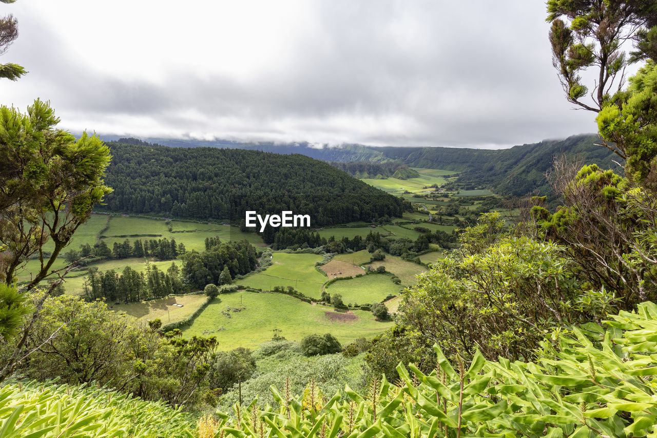 SCENIC VIEW OF LAND AGAINST SKY