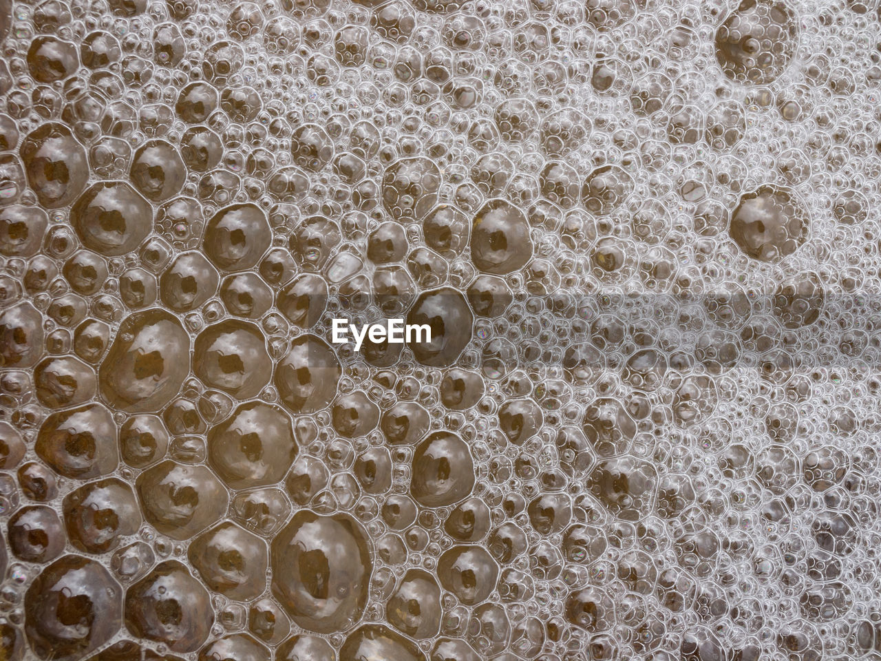 FULL FRAME SHOT OF WATER IN GLASS