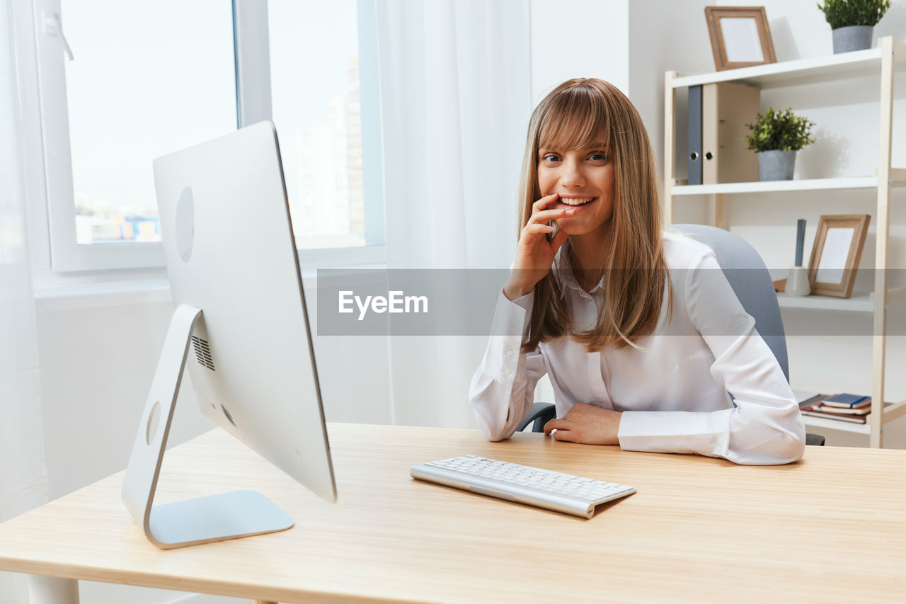 businesswoman working at desk