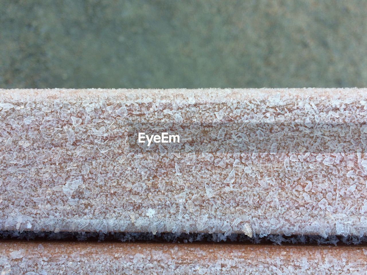CLOSE-UP VIEW OF STONE