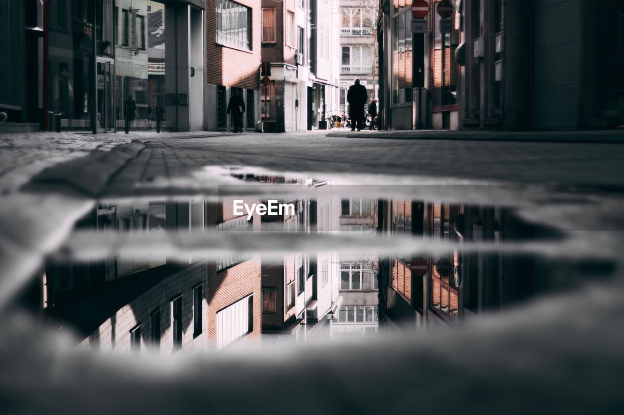 Reflection of buildings in 8