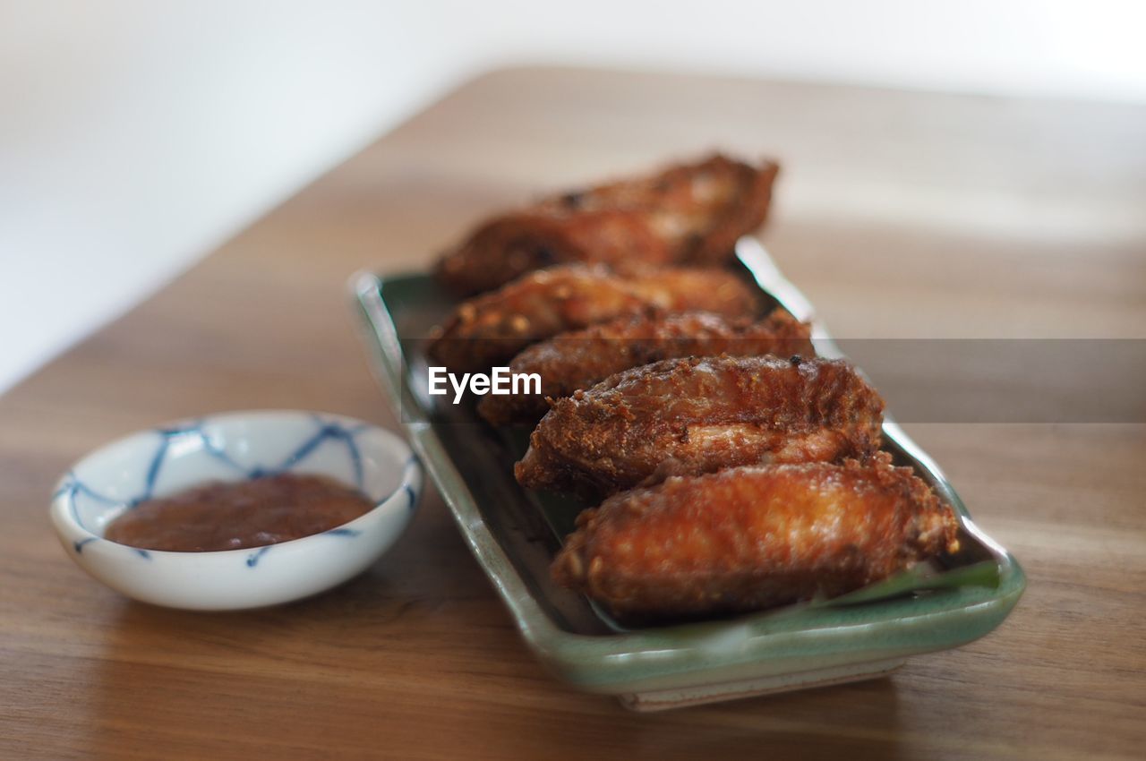 CLOSE-UP OF FOOD SERVED IN PLATE