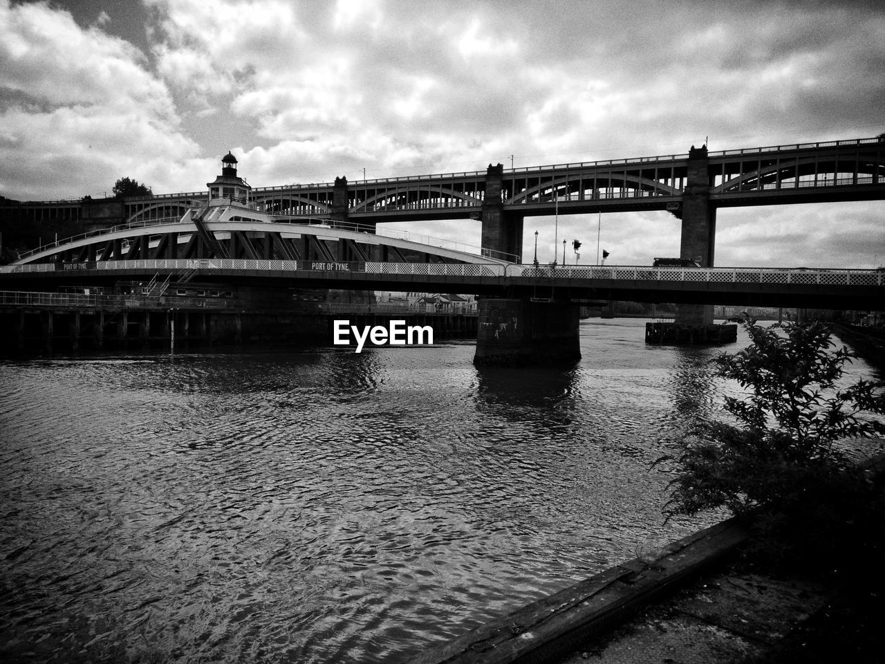 BRIDGE OVER RIVER IN CITY