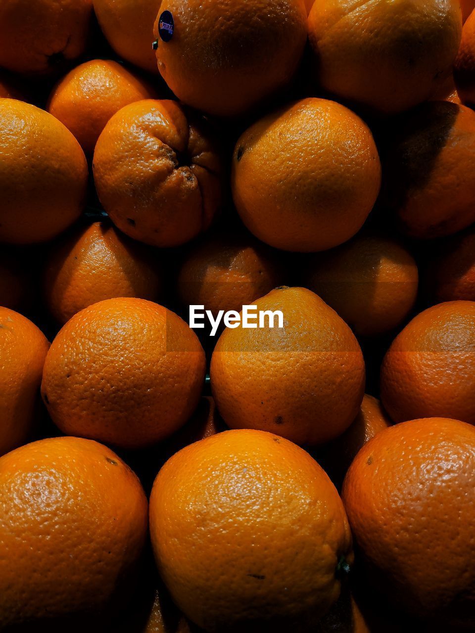 FULL FRAME SHOT OF FRUITS IN MARKET