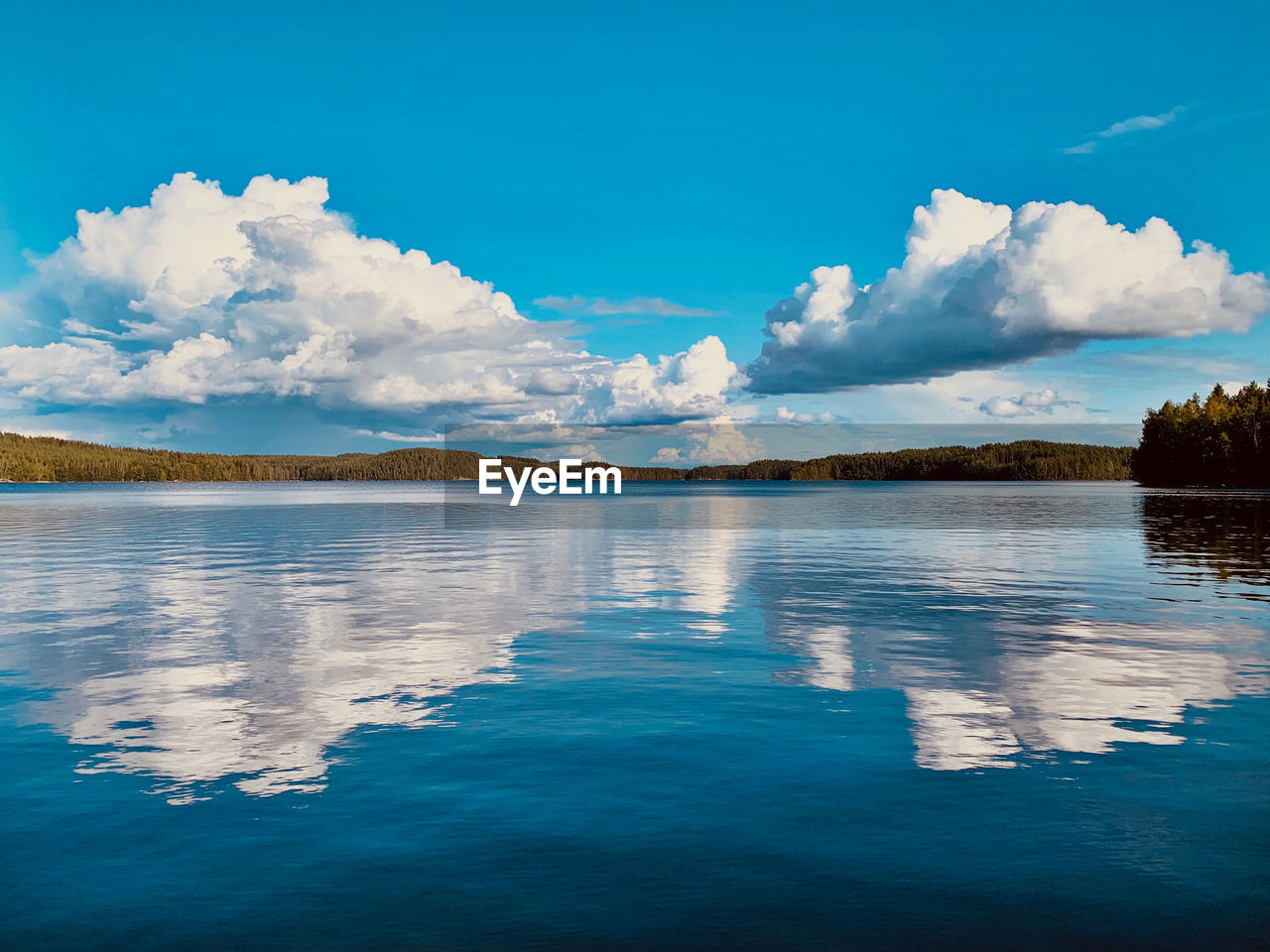 Panoramic view of lake against sky